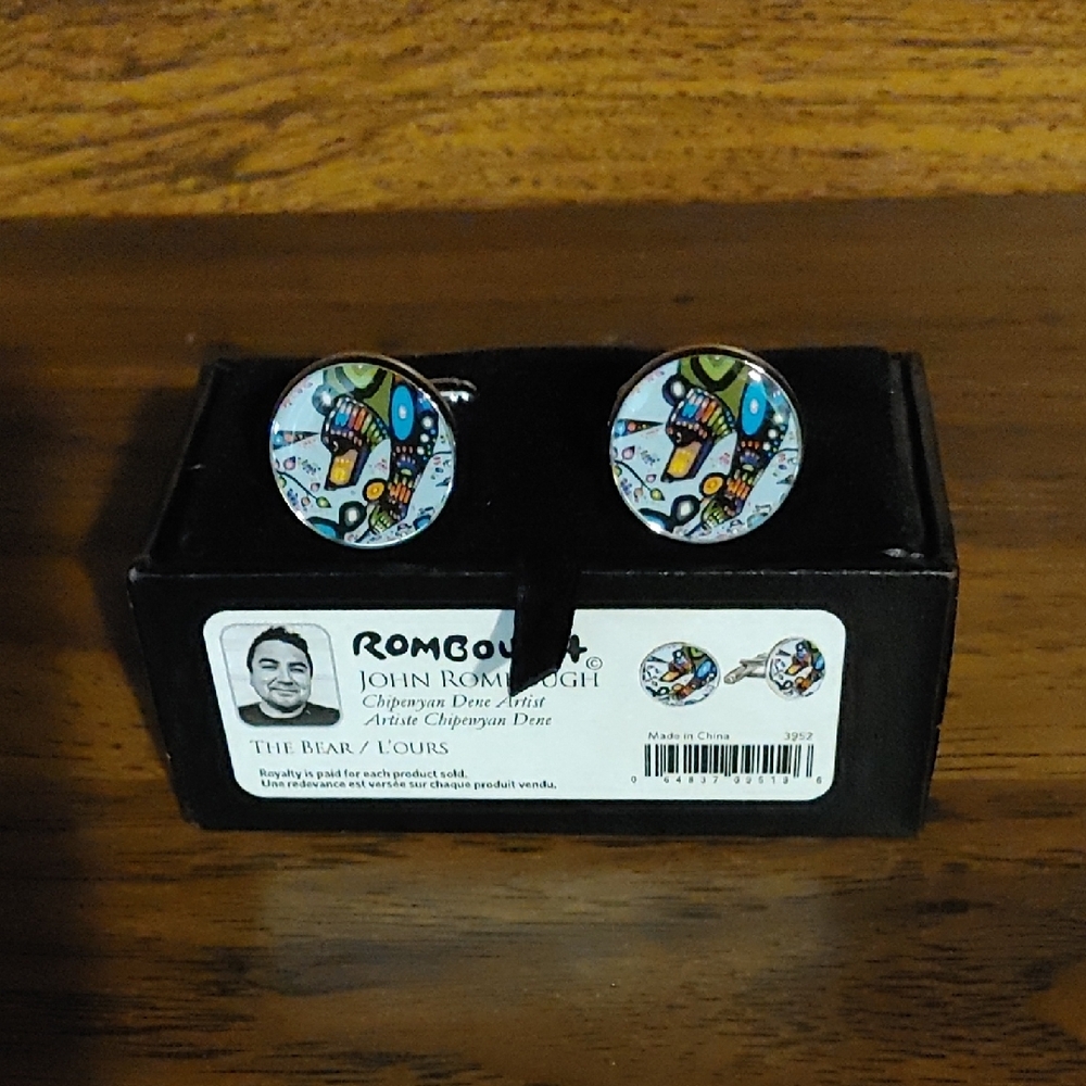 ✅ $8 Add On Artistic Bear Design Cufflinks by Rombough